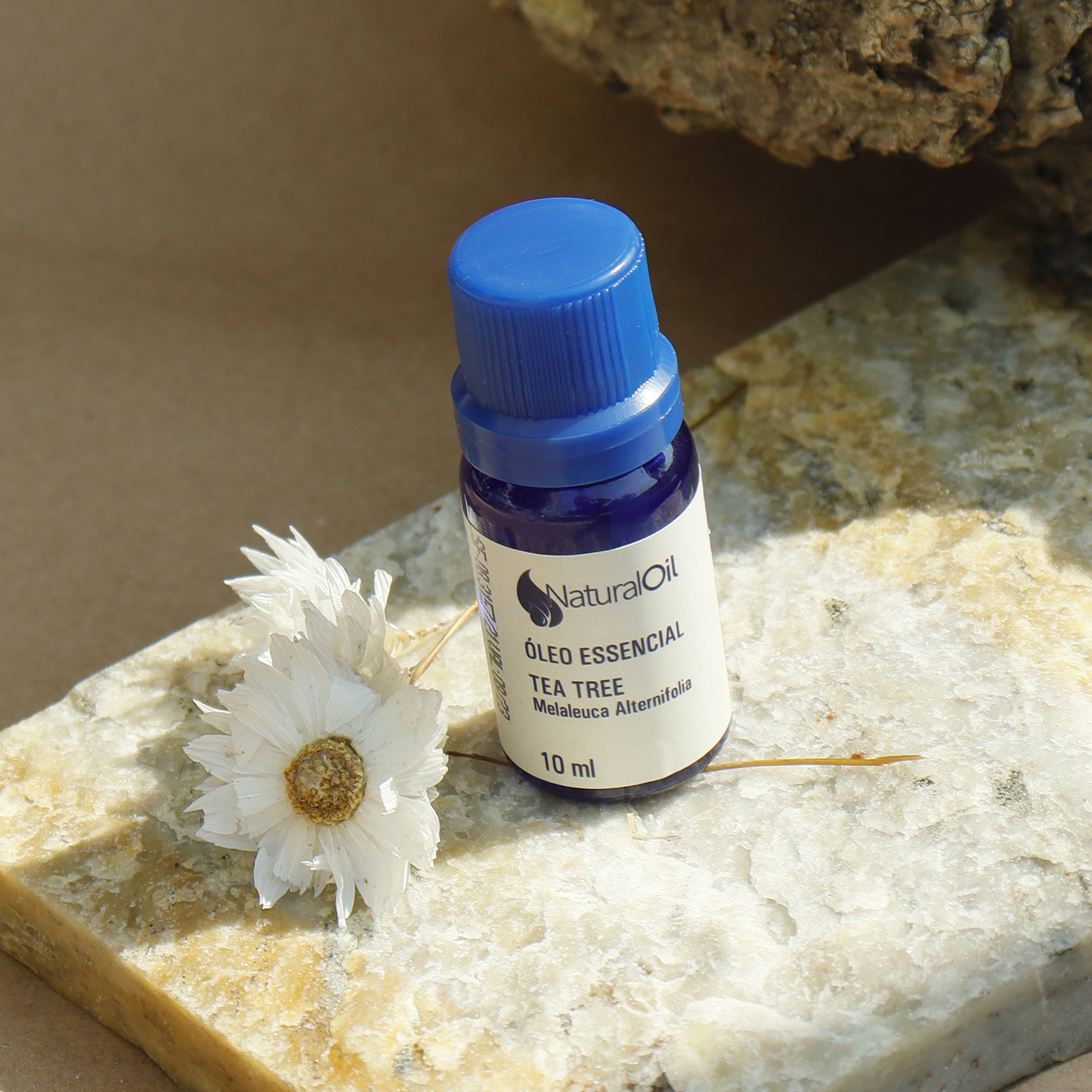 Aceite esencial de árbol de té